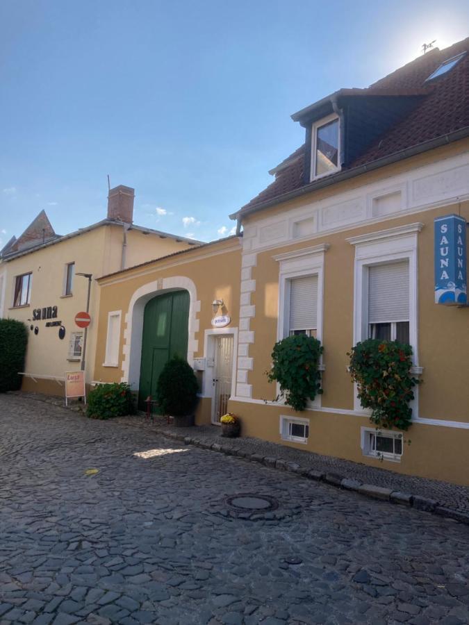 Pension & Sauna Am Lorenz Calbe Exterior photo